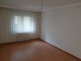 cantacuzino-paltinis-3camere-dec-etaj1-2balcoane-la-59000-euro-4